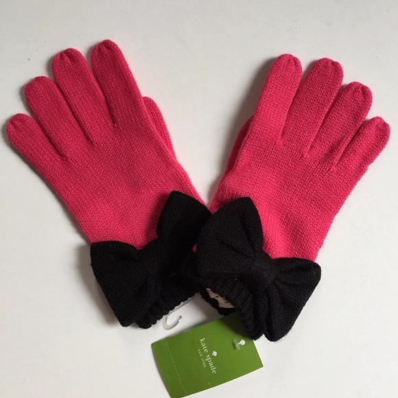 kate spade Accessories - Kate Spade ♠️ Black and Pink Bow 🎀 Gloves 🧤 NWT